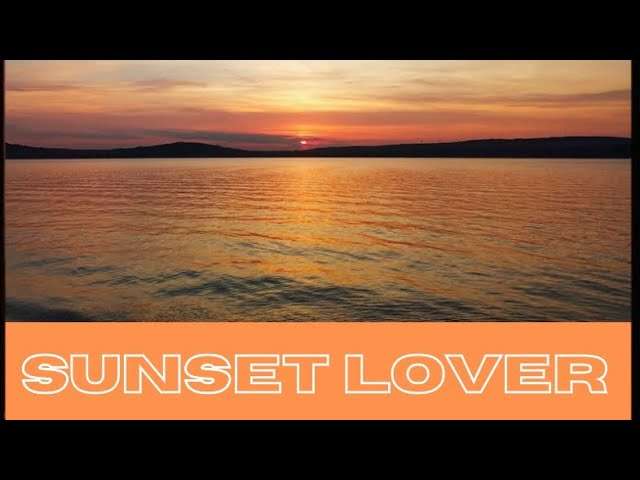 Sunset Lovers Sugar Bowl Lyrics English